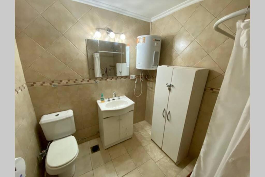 Departamento Amplio En Pleno Centro Leilighet El Calafate Eksteriør bilde